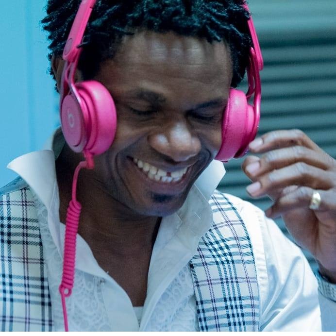 DJ Christian Nnomo, le sourire de Paris, étoile des nuits envoûtantes