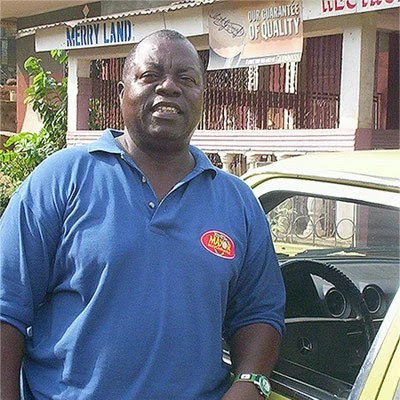 HOMMAGE A JEAN PIERRE SADI ANCIEN ENTRAINEUR DES LIONS INDOMPTABLES