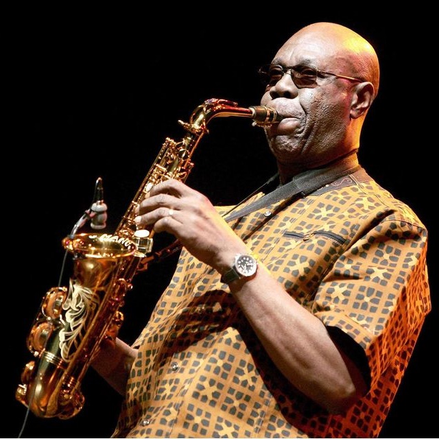 Il était une fois MANU DIBANGO Par Claire DIBOA, entretien exclusif