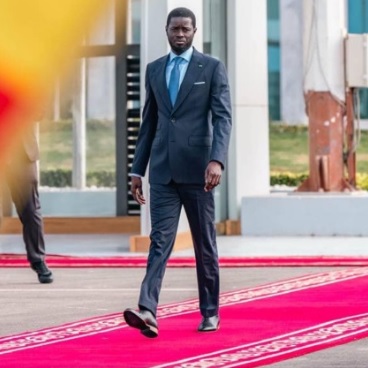 Le Président sénégalais Diomaye Faye en France pour rencontrer Macron