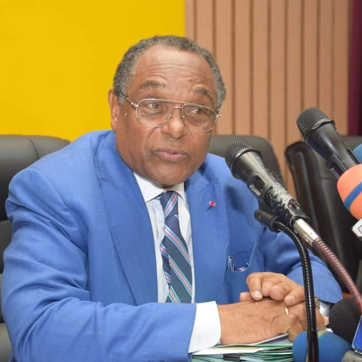 Grégoire Owona s’oppose à la violence contre les évêques critiquant Paul Biya