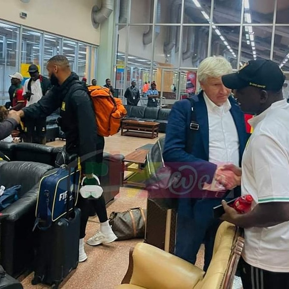 Les Lions Indomptables de Retour à Yaoundé : Un Accueil Triomphal Après le Match Nul contre l'Angola