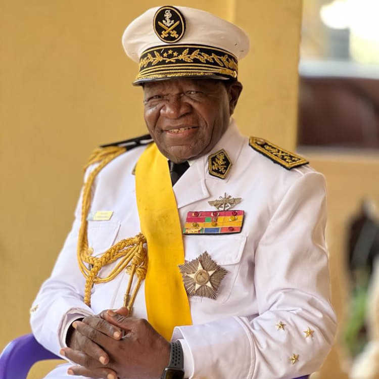 Décès du Vice-Amiral Guillaume Ngouah Ngally : Un Pilier de la Marine Camerounaise s'éteint à 85 ans